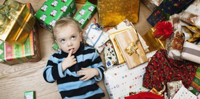 Barneleker og utallige gaver - det er et syndrom