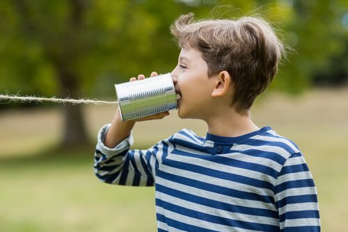 Barn som snakker med seg selv: Er det bra eller dårlig?