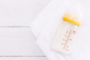 Tips for å rengjøre tåteflasken til babyen din