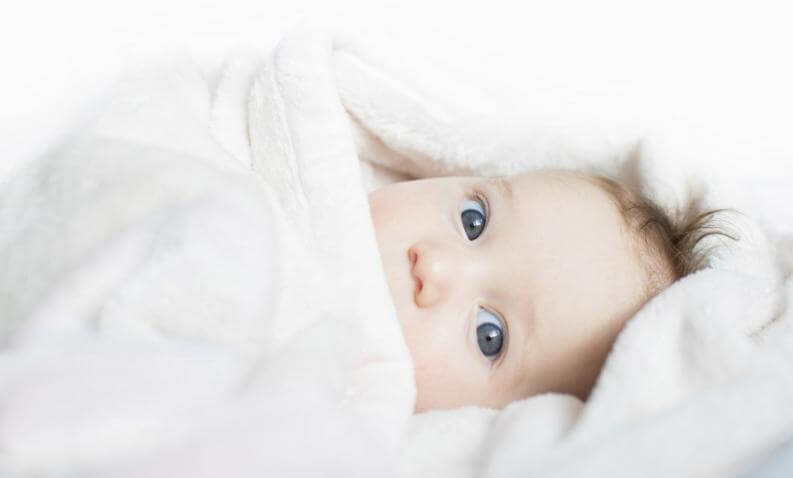 4 tips for å beskytte kroppstemperaturen til en nyfødt