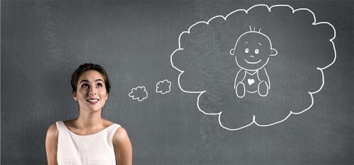 mor som tenker på barnet