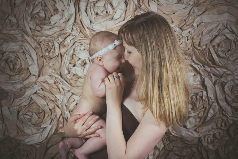 Babyens femte måned: Karakteristika og endringer