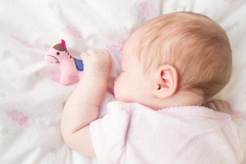 Snorking hos barn: Årsaker og løsninger
