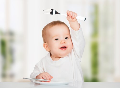 Smakfulle oppskrifter for babyer mellom 6 og 9 måneder