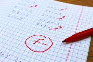 Hva du må gjøre hvis ditt barn stryker på skolen