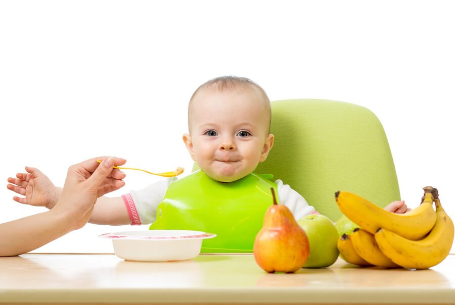 Hvordan kan man introdusere frukt til barnet?