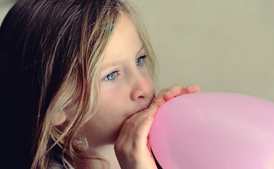 Ballongteknikken for å berolige nervøse barn