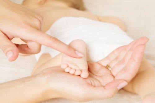 Griperefleks i føttene