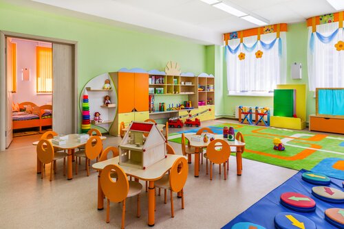 Hvordan organisere et klasserom etter Montessori-metoden