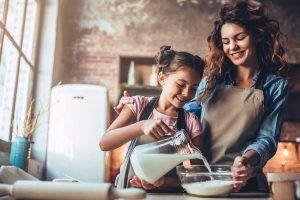4 deilige oppskrifter på kjeks du kan lage sammen med barna dine
