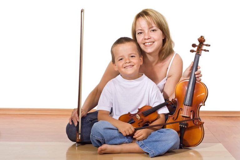 De mange fordelene med å lære å spille et instrument