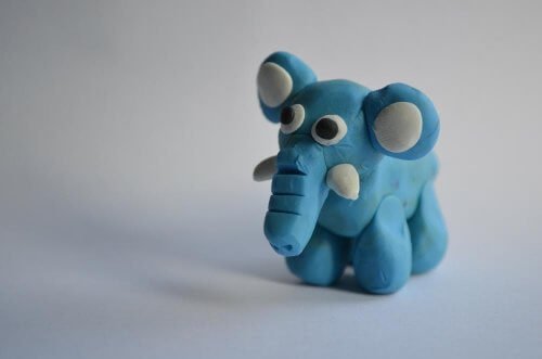 modelleire for barn, her en elefant