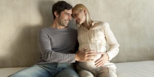 Sympatigravide menn: Menn deler symptomer med sine gravide partnere