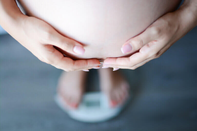 Hva er en ideell vektøkning under graviditeten?