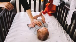 Hvordan velger man en babyseng?