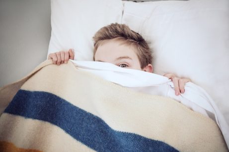 Å skille mellom nattskrekk og mareritt