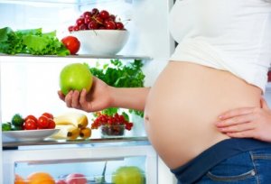 Kan visse matvarer påvirke fosterbevegelsene?