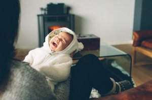 Når babyen alltid begynner å gråte om natten