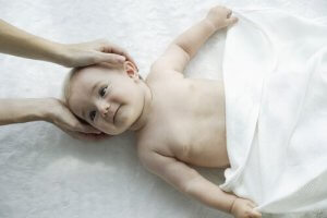 Plagiocefali: Skjevhet i hodet hos babyen