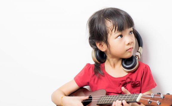 Den beste livsfasen for læring av musikalske evner er mellom et og åtte år.