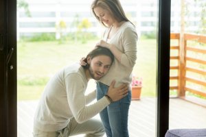 Er det viktig å snakke med babyen under svangerskapet?