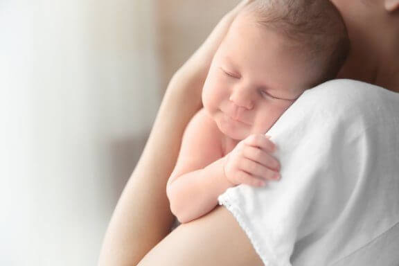 Hvordan burde du takle vekstspurter hos babyer?