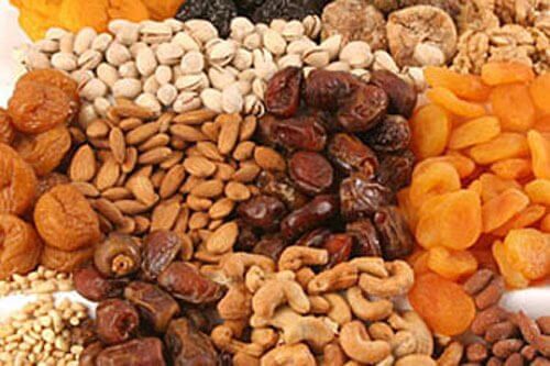 Nøtter og frø er blandt flere matsorter som fremmer fruktbarhet.