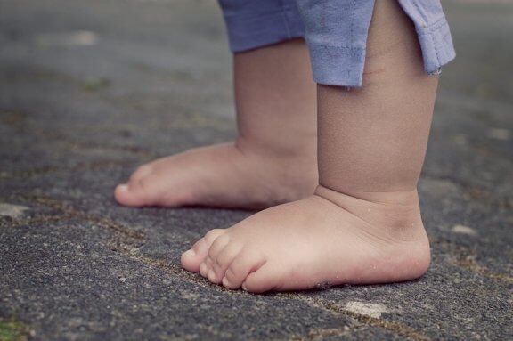 Akondroplasi hos barn: Årsaker og kjennetegn