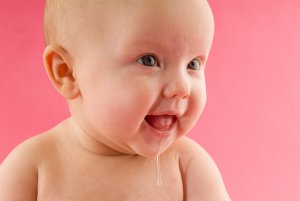 Hva skal man gjøre hvis babyen sikler mye?