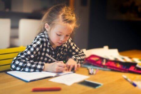 10 flotte måter å forberede barnets skrivebord Du er mamma 10 flotte måter å forberede barnets skrivebord Du er mamma