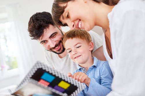 Lage familietre sammen