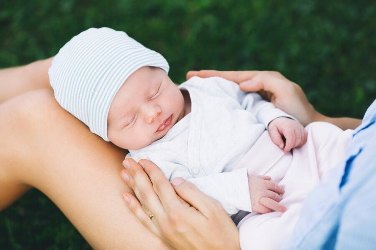 Sommerklær for nyfødte babyer: Hva er best?