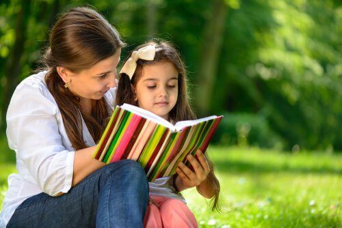 5 aktiviteter som motiverer barna dine til å lese