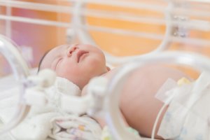 6 retningslinjer for å ta vare på en prematur baby