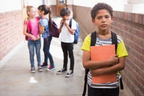 Isolering på skolen: Hva er det og hvordan unngås det?