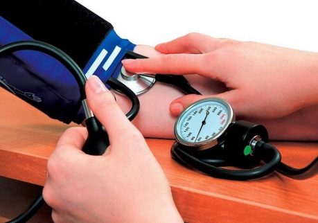 Høyt blodtrykk hos barn: symptomer og forebygging