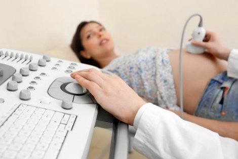 Prenatal genetisk testing: Kjennetegn og fordeler