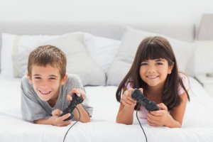 Fordeler med videospill for barn som vil overraske deg