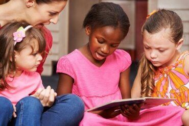 Tips for å hjelpe barna med å begynne å lese