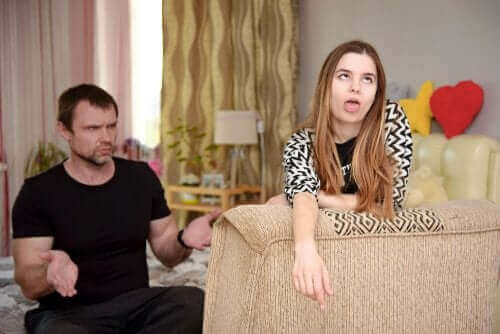 Restriktive foreldre, opprørske barn