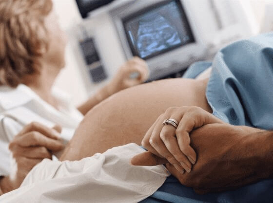 Ultralydundersøkelse under graviditeten: Er det farlig?
