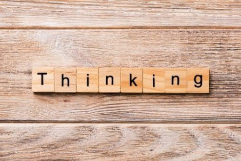 Prosessen designtenking i utdanning