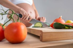 Hva er listeriose, og hvordan påvirker det graviditet?