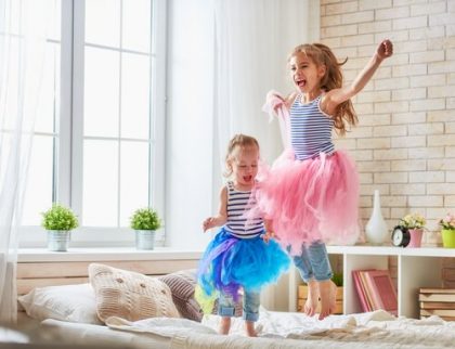 Ideer for å dekorere et soverom barna deler