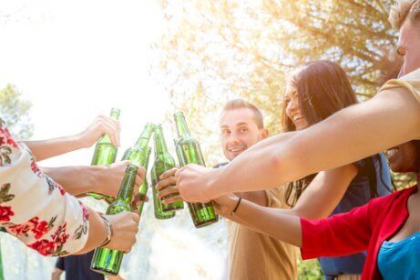 Tror du at tenåringen din drikker alkohol?