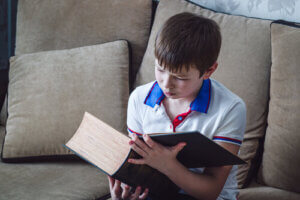 9 handlinger som kan drepe barnas leselyst
