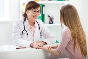 Når burde du begynne å gå til gynekolog?