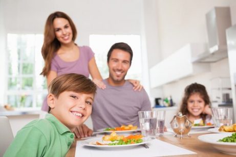 6 Fordeler med å spise middag som familie