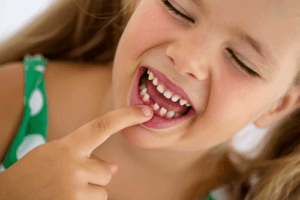Alt du trenger å vite om tannverk hos barn