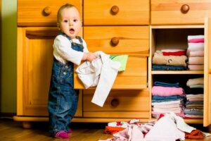 6 gode ideer til lagring på babyens rom